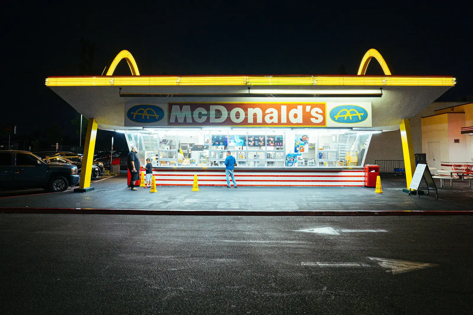 The historic McDonald’s stand in Downey at night