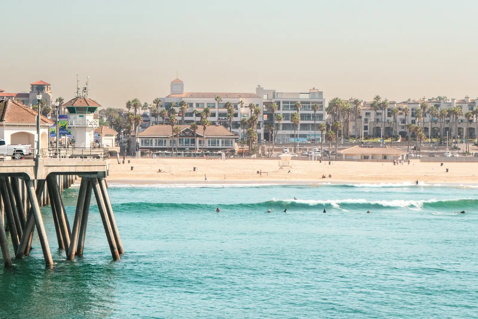 Huntington Beach pier and shoreline