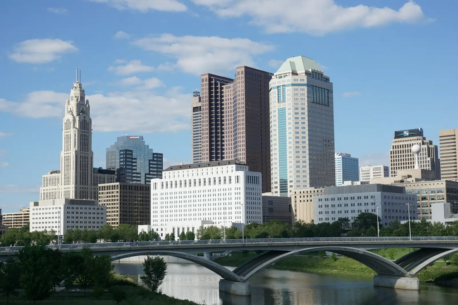 Columbus skyline along the Scioto River