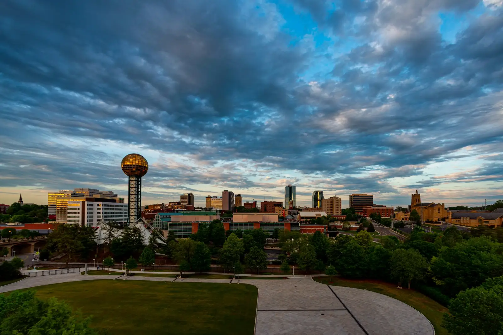 Knoxville skyline with the Sunsphere