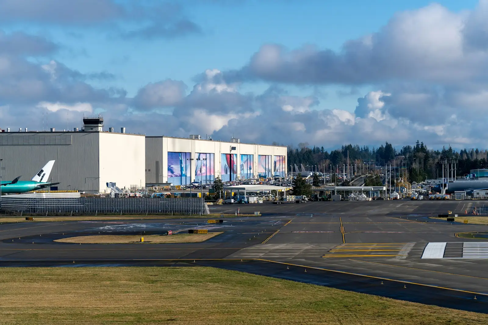 Paine Field and the Boeing plant in Everett