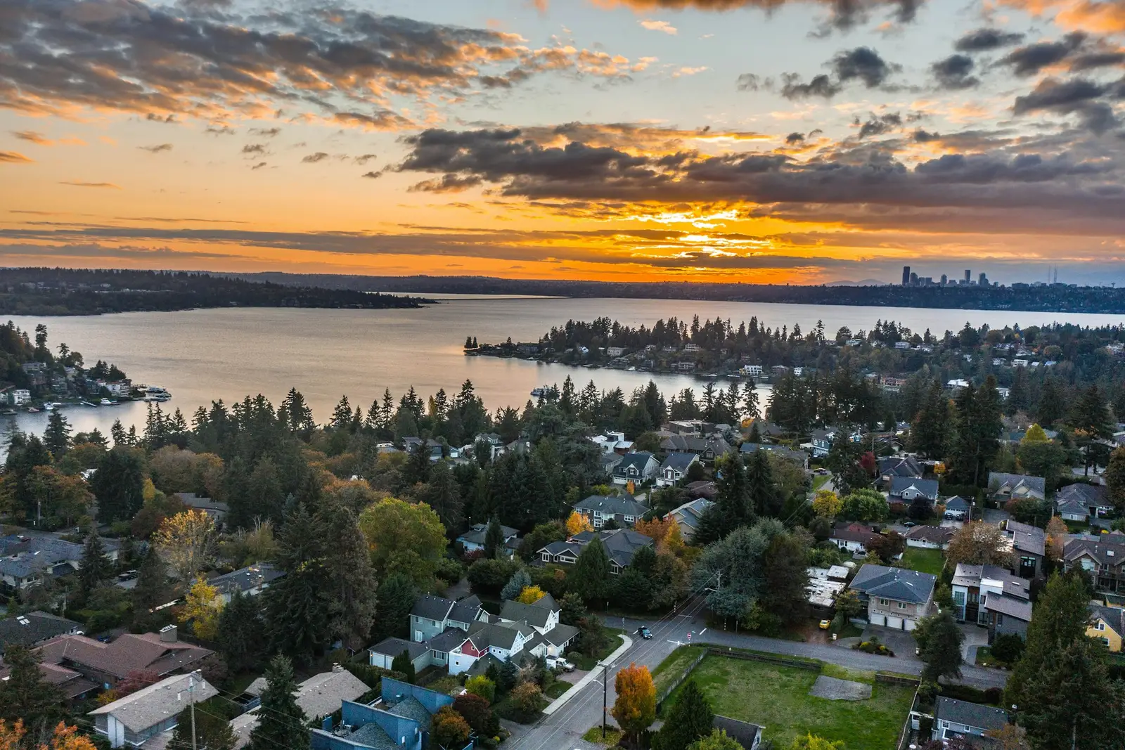 Aerial view of Kirkland on the shore of Lake Washington